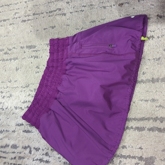 RARE Lululemon Run Tracker Skirt Purple Size 4 - Picture 2 of 10